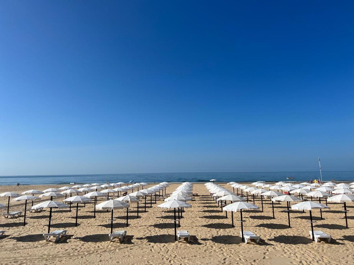 Pe No Mar - Monte Gordo Apartment Bagian luar foto